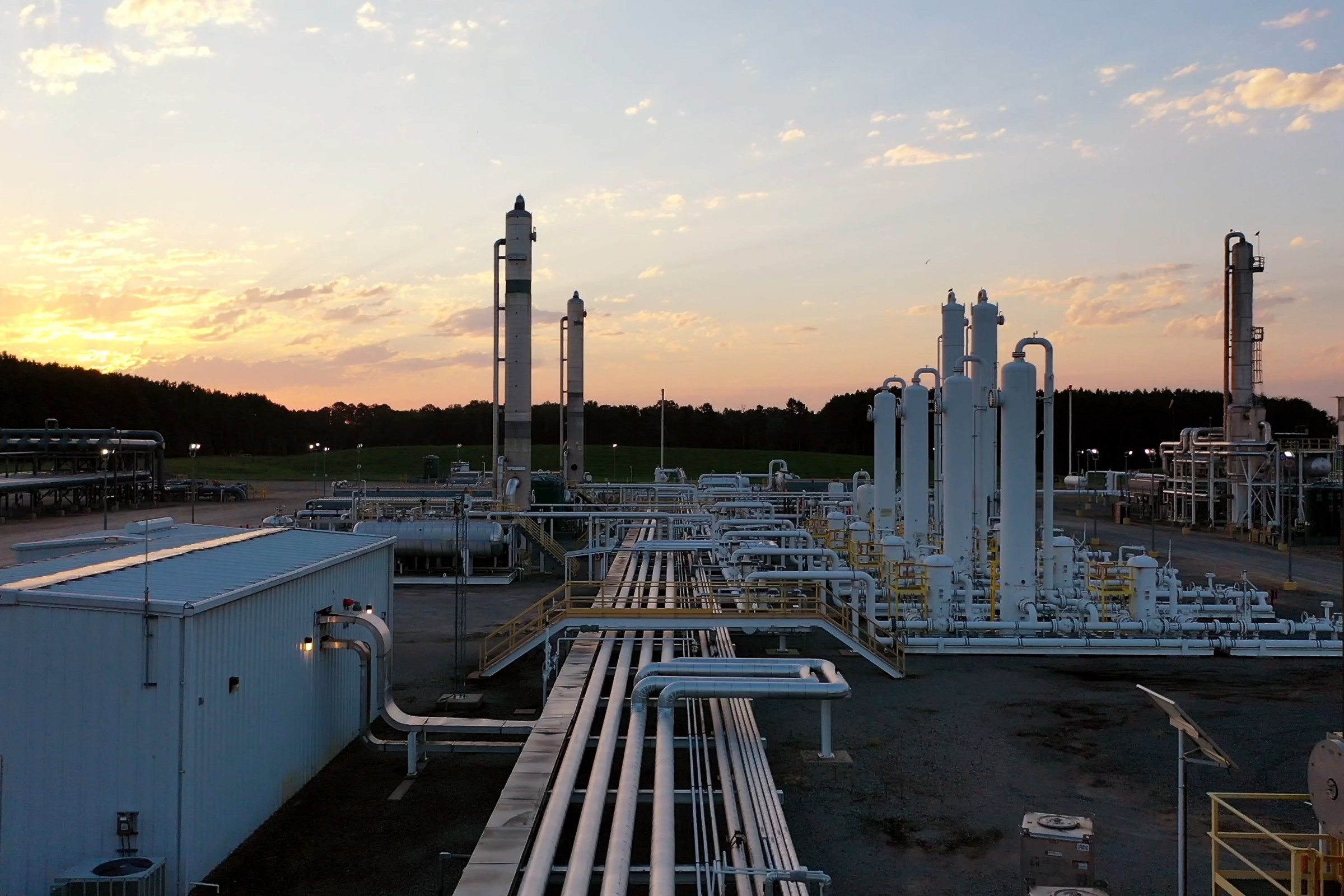 photo of North Desoto plant at sunrise